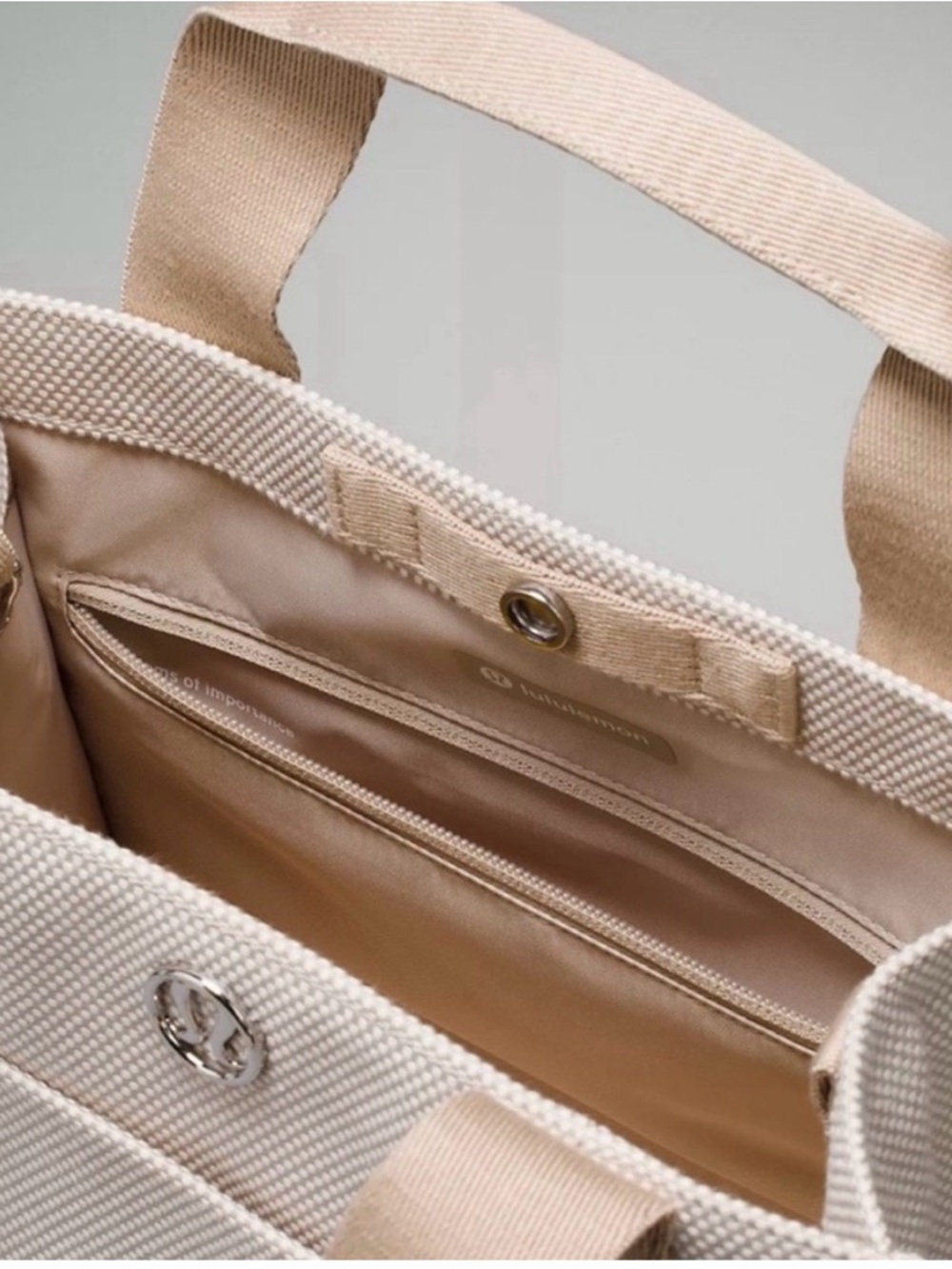 Lululemon Two-Tone Canvas Mini Tote Bag Mojave Tan/Light Ivory - Picture 3 of 4
